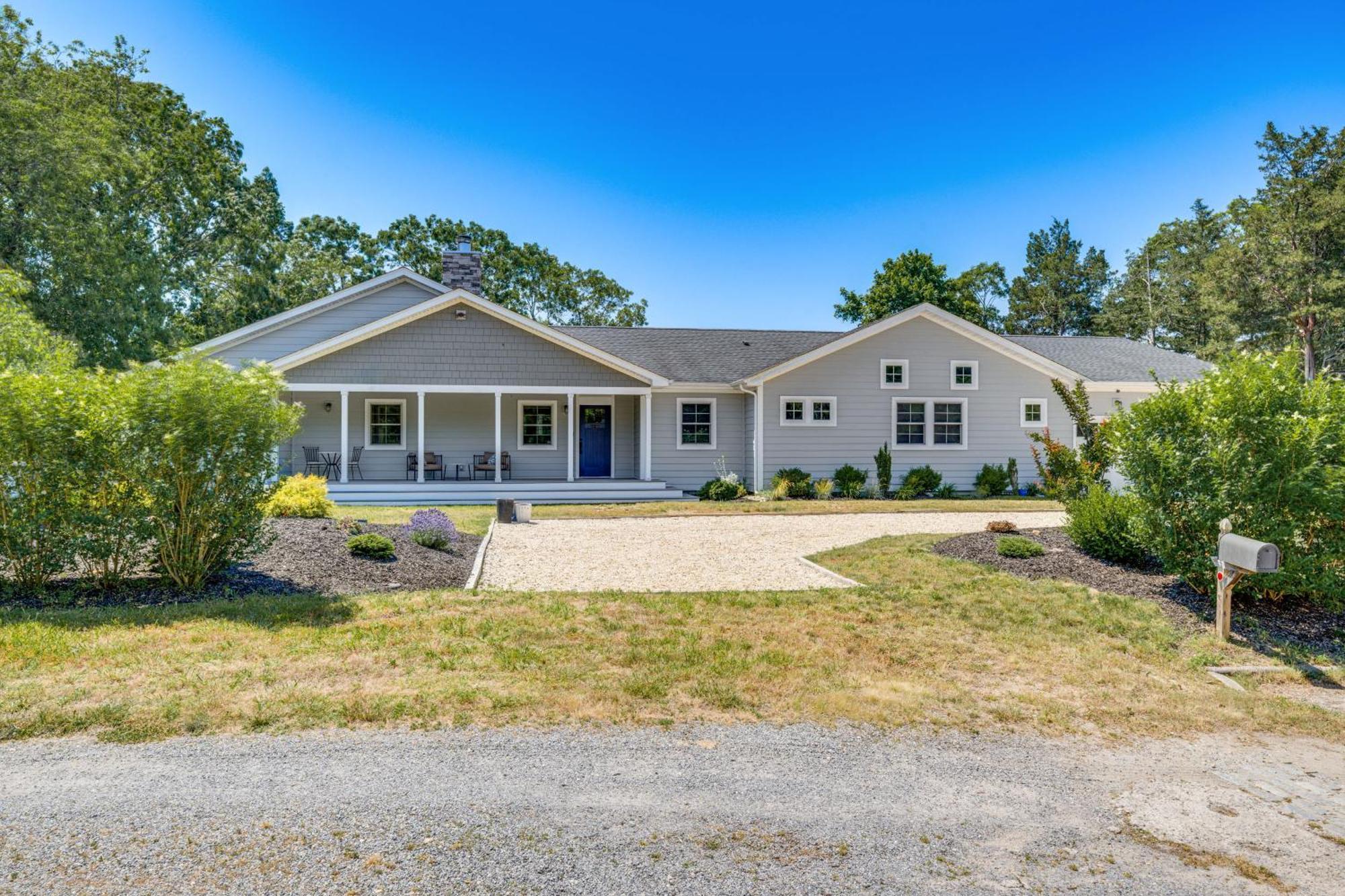 Distinctive Hamptons Home With Pool Near Bay, Ocean Hampton Bays Exterior foto